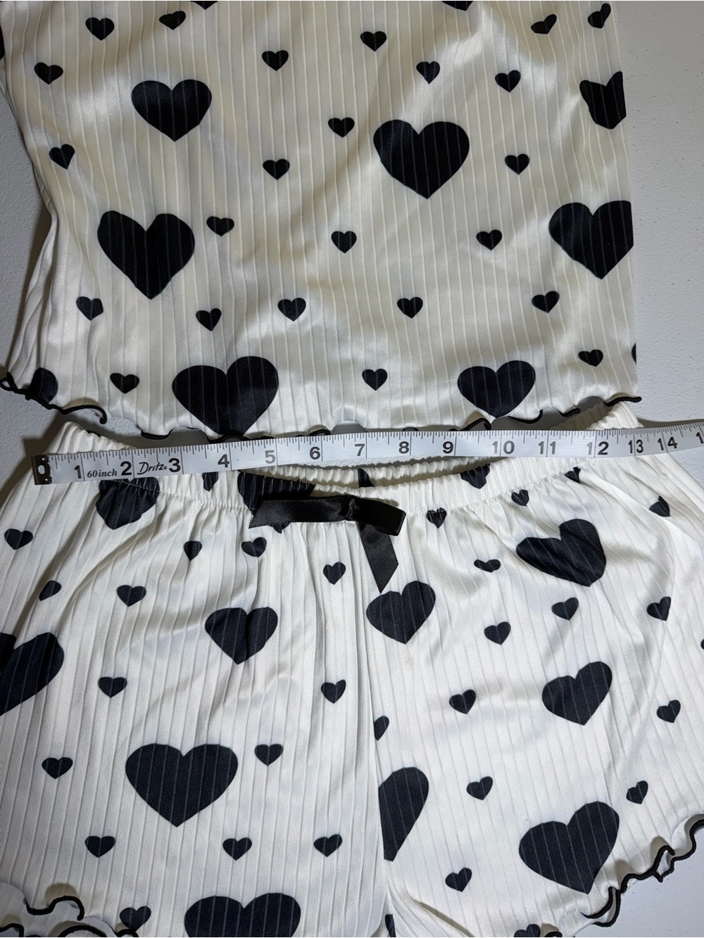 White Heart Print Ribbed Cami & Short sleepwear. NWOT in package. Size Large - Picture 4 of 8